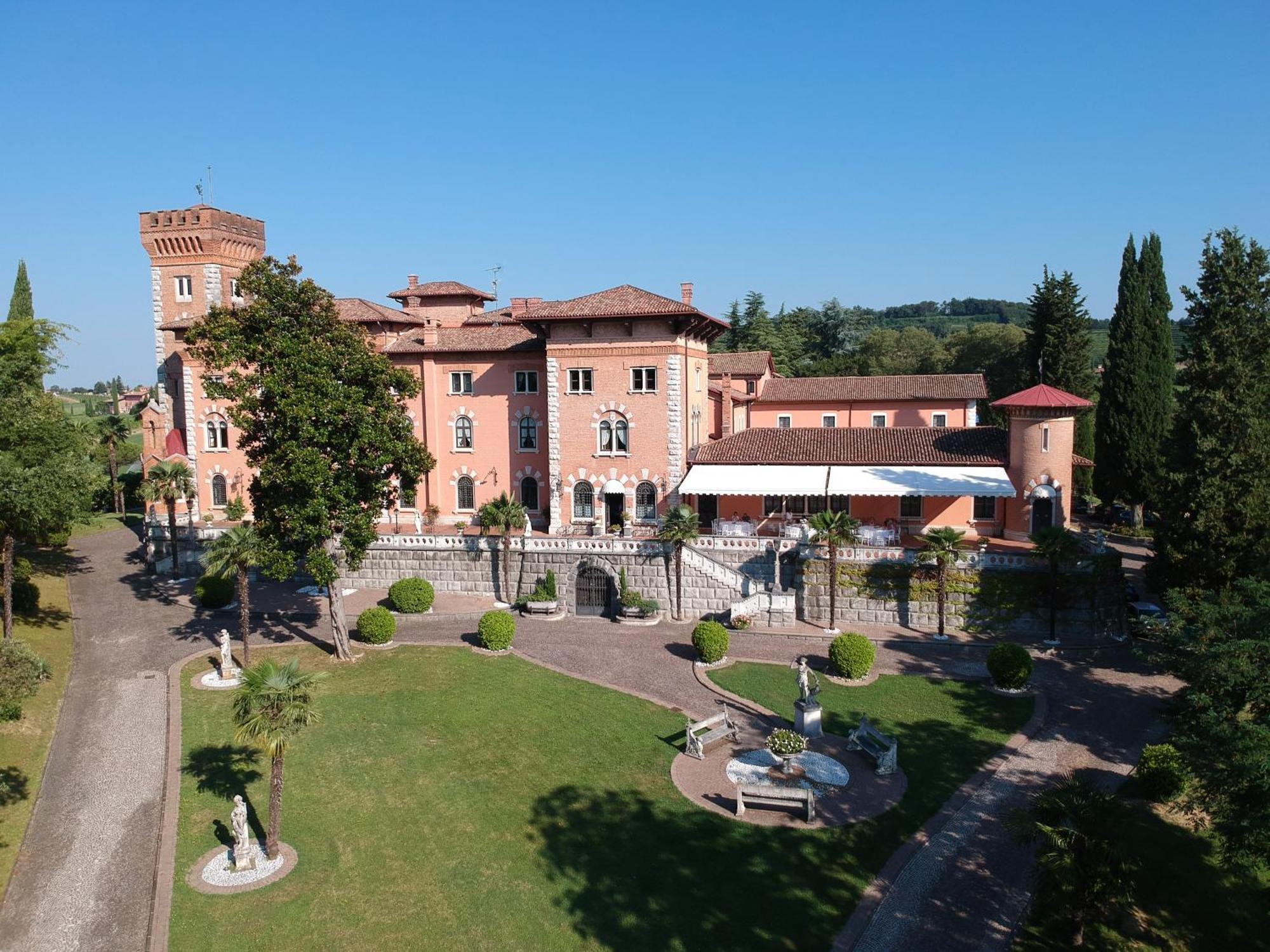 Hotel Castello Di Spessa - Residenze D'Epoca à Capriva del Friuli Extérieur photo