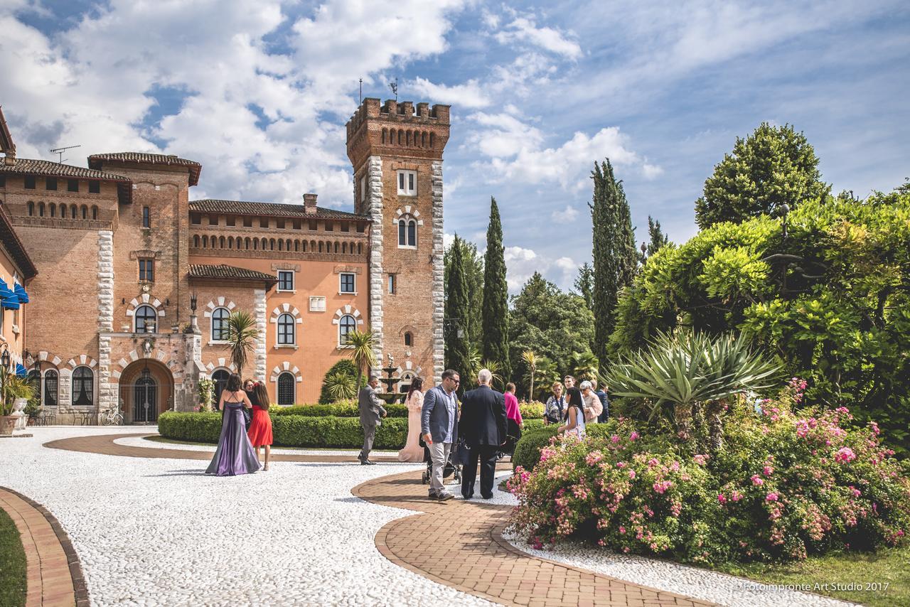 Hotel Castello Di Spessa - Residenze D'Epoca à Capriva del Friuli Extérieur photo