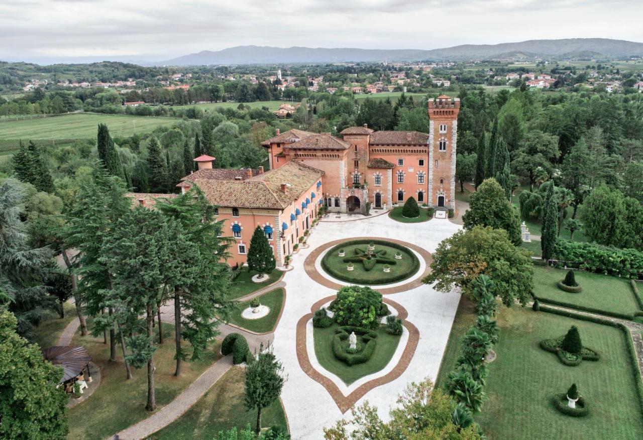 Hotel Castello Di Spessa - Residenze D'Epoca à Capriva del Friuli Extérieur photo
